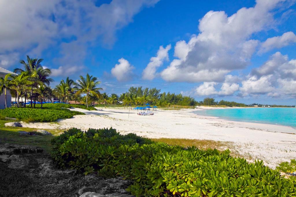 Bahama Beach Club Resort Треже-Кей Экстерьер фото